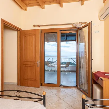 Aetos Villa *