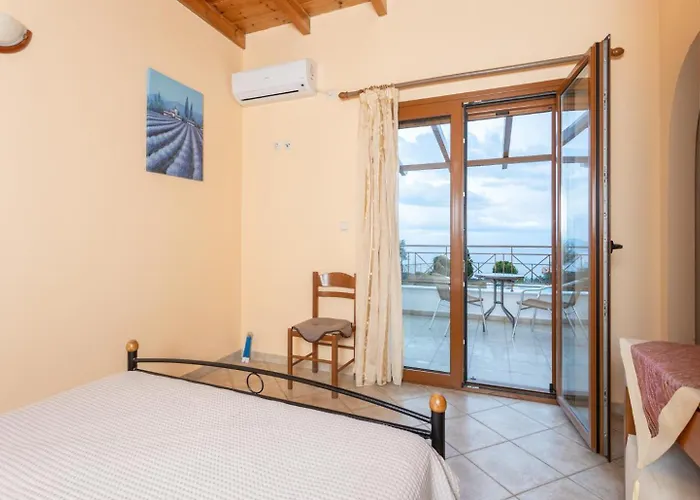 Aetos Βίλα Βασιλικάδες