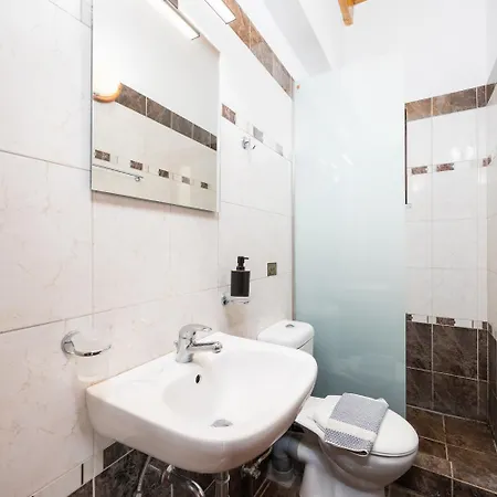 Aetos فيلة Vasilikiádhes